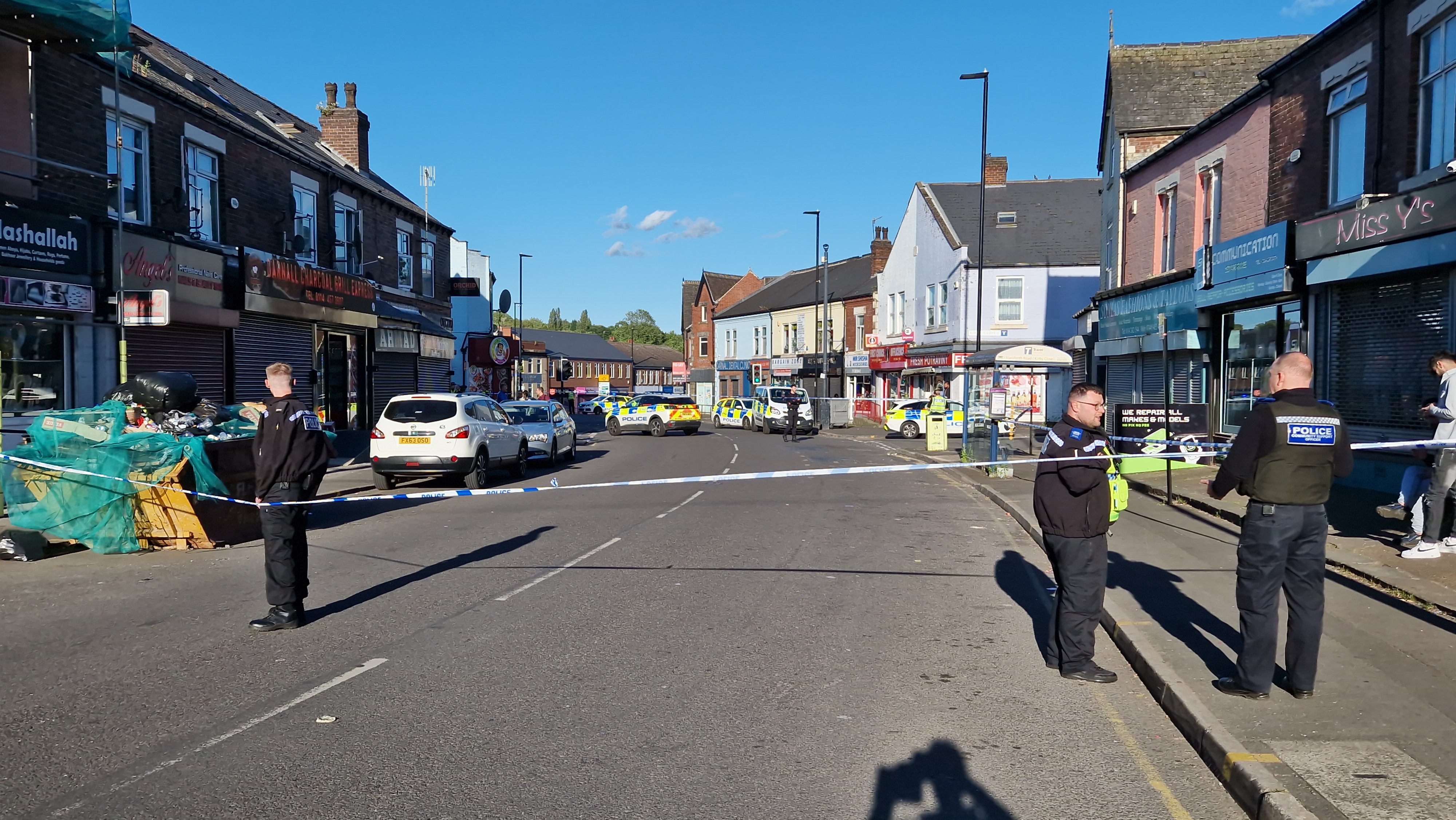 Residents describe major Sheffield police incident