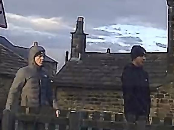 Photo LD8135 refers to a burglary in south Leeds