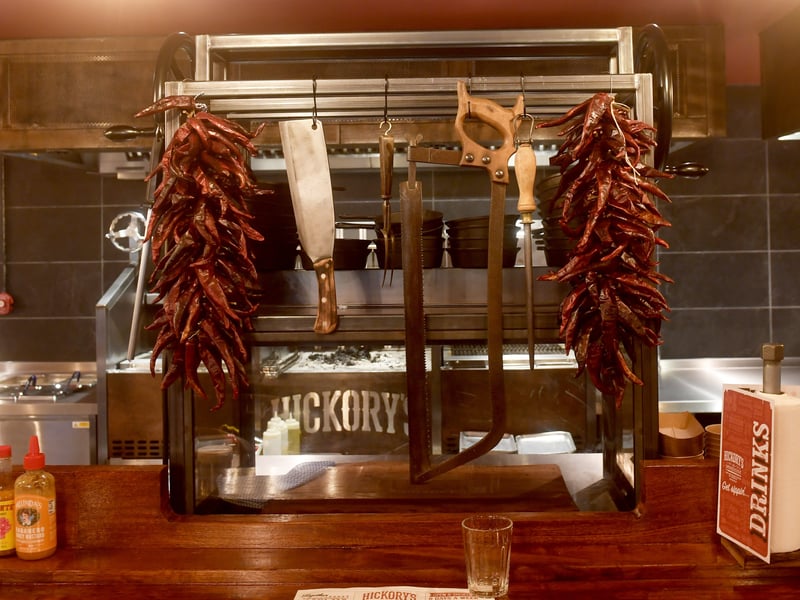Opening hours for Hickory's Smokehouse in Adel are: Monday-Friday, noon-11pm and Saturday-Sunday 10am-11pm.