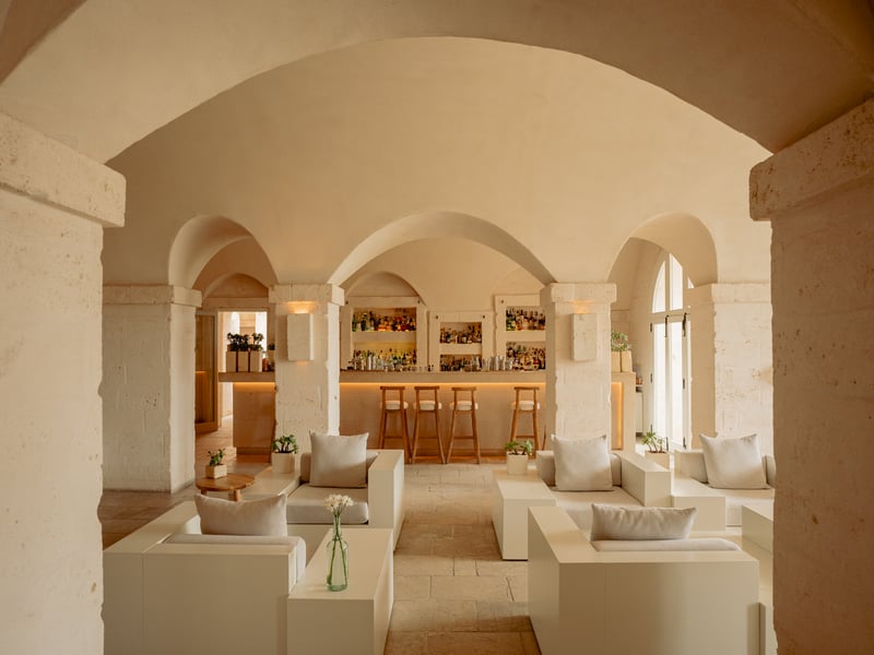 The hotel boasts a number of bars