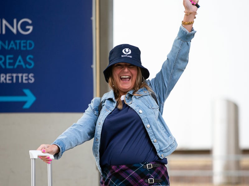 Bucket hats at the ready.