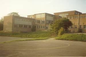 Brandwood County Modern School opened in 1955 as a mixed school. It merged with Maypole School to become Baverstock Academy in 1983. Source: The National Archives