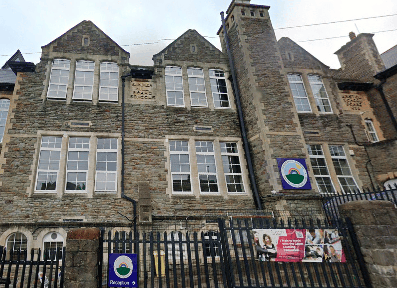 Summerhill Academy, located on Plummer's Hill, achieved an average score of 110 in reading and 110 in maths. 94% of pupils met the expected standards in KS2 and 9% achieved a higher standard. Current Ofsted rating: Good.