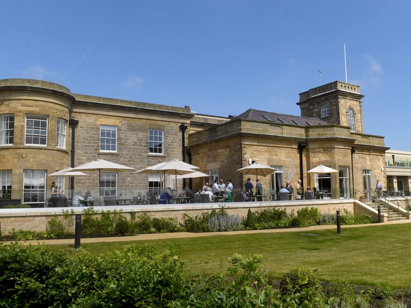 Scarcroft, in Leeds, is another charming village in our great city with gorgeous landscapes and many rural areas.It is home to the Scarcroft Golf Club, which was established in 1937. 