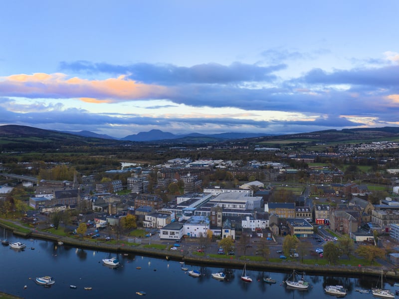 Home to towns such as Clydebank and Dumbarton, West Dunbartonshire has a median property price of £121,000. 
