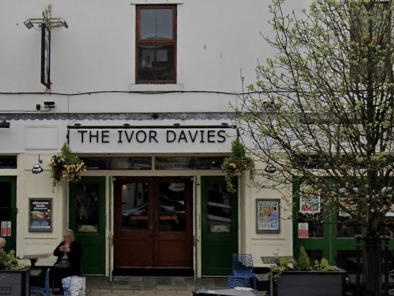 The Ivors Davies located on Cowbridge Road East in Cardiff is currently up for rent on Rightmove for £5,000 per month. The 3,351 square foot venue is available for lease with two floors and an external beer garden to the rear of the building.