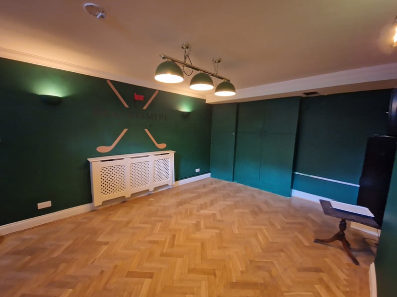 This home is grade II listed and it offers an incredible history. It was once a girls boarding school and at one stage of its life, it was the police HQ. 