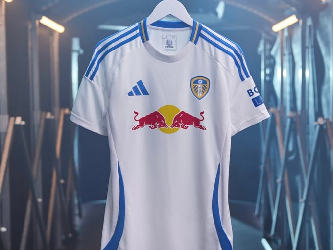 Kit manufacturer: Addidas