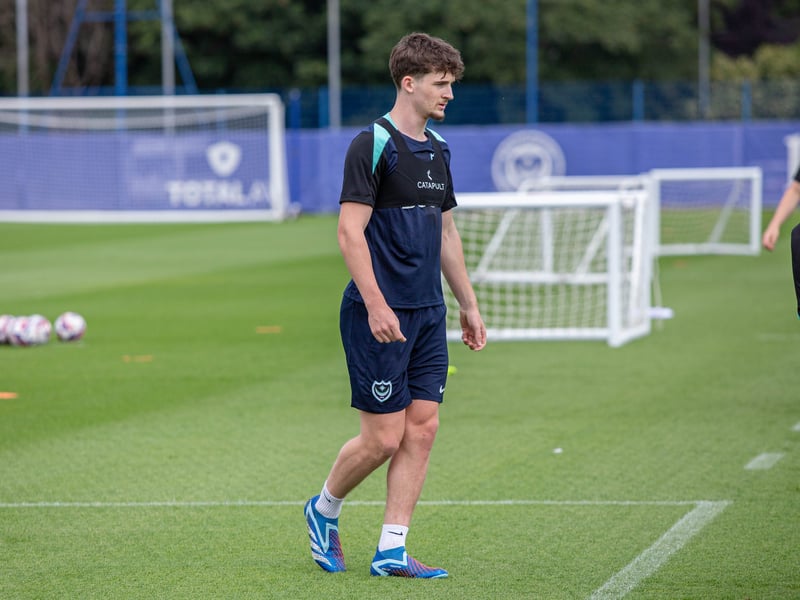 One for the future after teen midfield triallist comes in from AFC Sudbury - in an under-the-radar deal. Loan to Hawks likely.