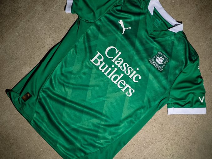 Kit manufacturer: Puma