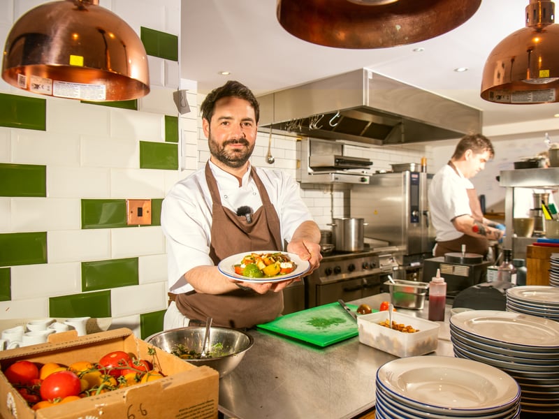 Leeds restaurant Bavette has a 4.9* rating from 137 reviews. OpenTable says: “A neighbourhood bistro filled with warm engaging hospitality, with a menu of seasonally led classically driven dishes.”