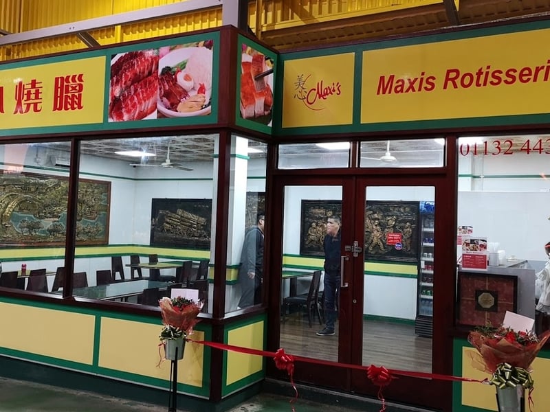 Maxis Rotisserie, located inside Kirkgate Market, has a 4.4/5 Google reviews and 5/5 Food Hygiene rating.