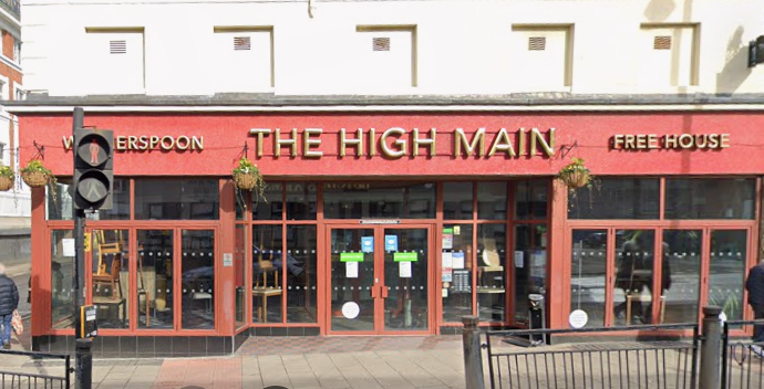 Located on Shields Road in Newcastle upon Tyne, The High Main only charges £2.29 for a pint of Carling.