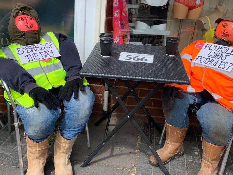 Builder scarecrows