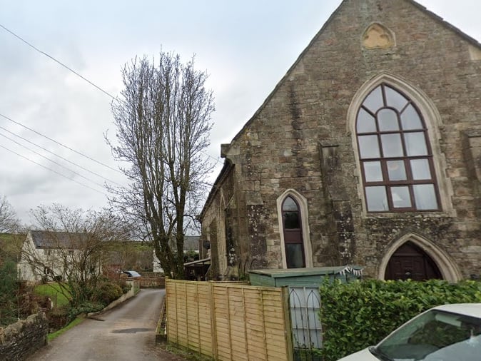 A major phone signal dead spot is in the postcode of PL21 0FP in Ugborough, Devon. The village lies to the south of Dartmoor and the dead spot covers a small area off Lutterburn Street.