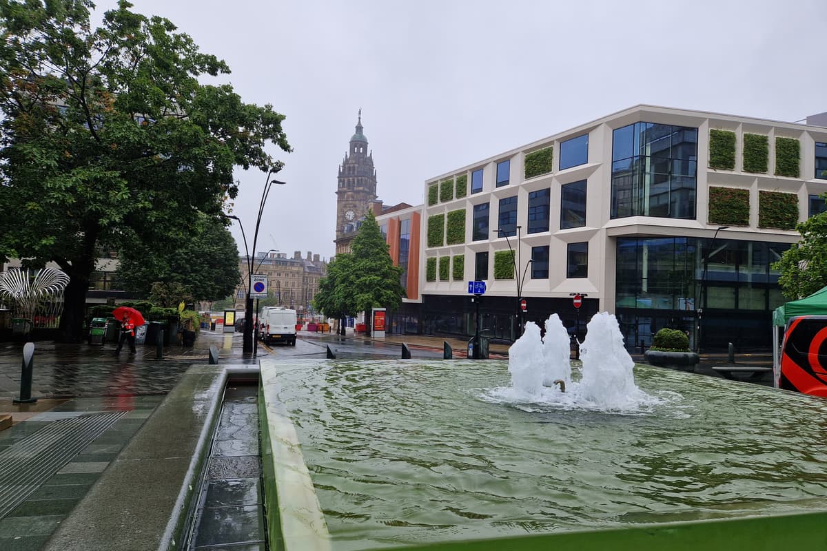 Bilder zeigen, wie das markante Gebäude im Stadtzentrum von Sheffield nach ...