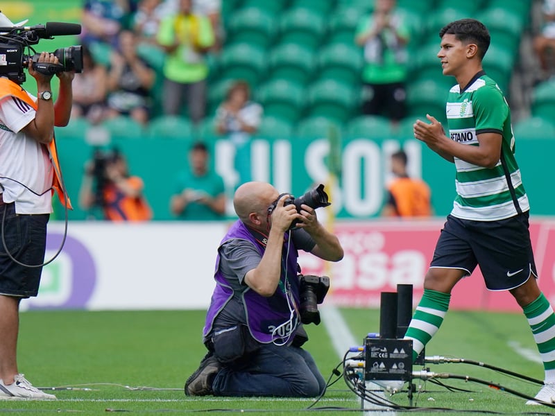 An interesting one this, Mateus Fernandes is a 20-year-old midfielder from Sporting. He's just returned from a loan at Estoril, having played 35 games. He's a seven-time Portugal under-21 international.