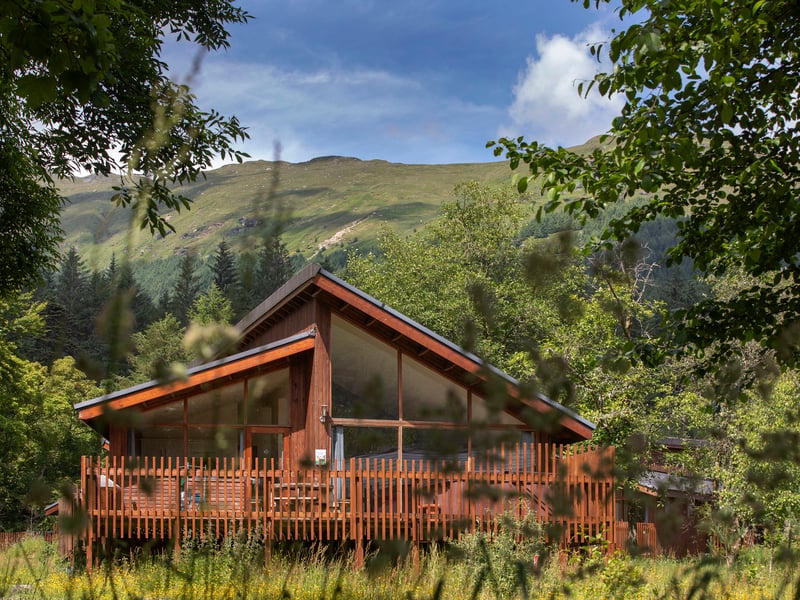 Also providing access to other holiday parks, such as Forest Holidays’ Argyll location, Hoseasons is the second best holiday park provider in Scotland with a score of 74%. 
