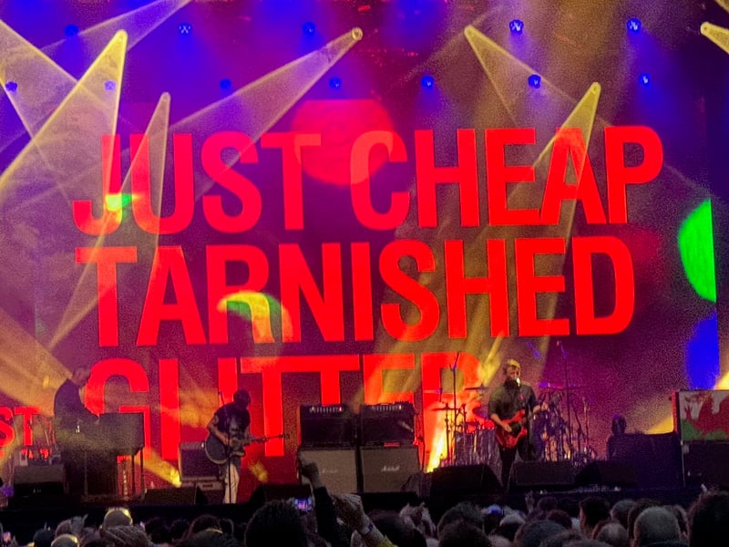 The Manics dedicated 'Walk Me To The Bridge' to former bandmate Richey Edwards, who went missing more than 20 years ago.