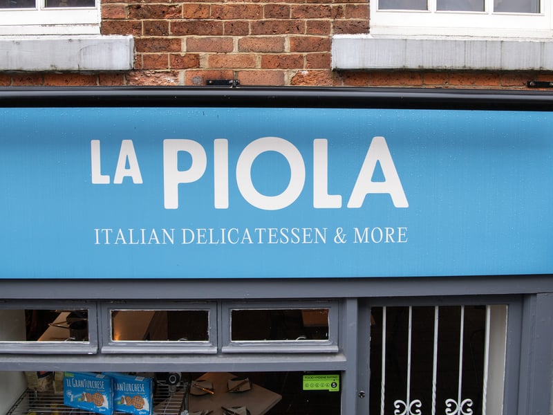 One person said: "Amazing food and even better service, great dinner/date night spot."