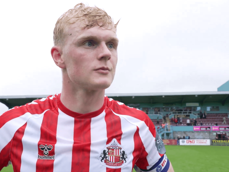 Ben Crompton started at right-back on the night. Fully committed performance as usual and is growing into the unfamiliar full-back role but was part of a defensive line that conceded three. 6