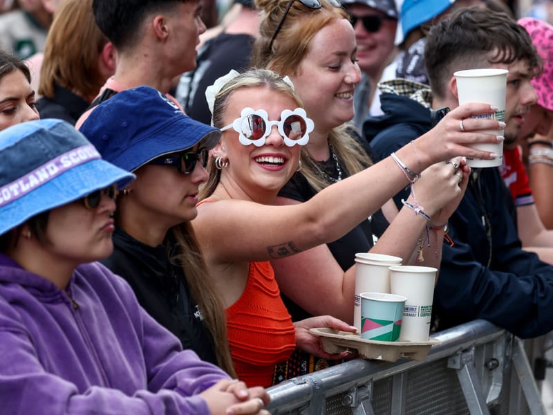 The front row at the Mary Wallopers.