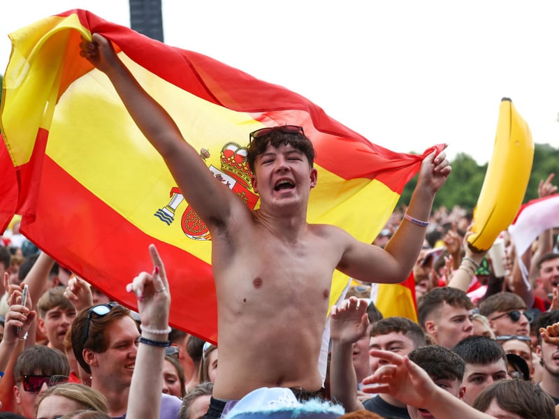 Spanish flags were a popular accessory on Sunday at TRNSMT.