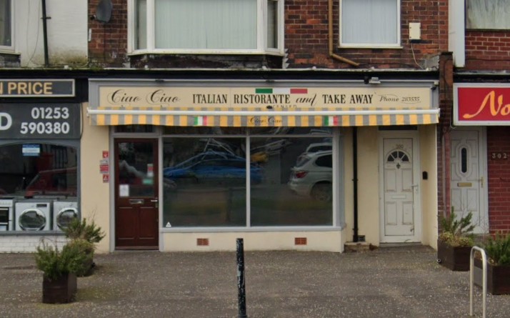 Devonshire Road, Blackpool, FY2 0TW | 4.8 out of 5 (538 Google reviews) | "Best pizza in town!"