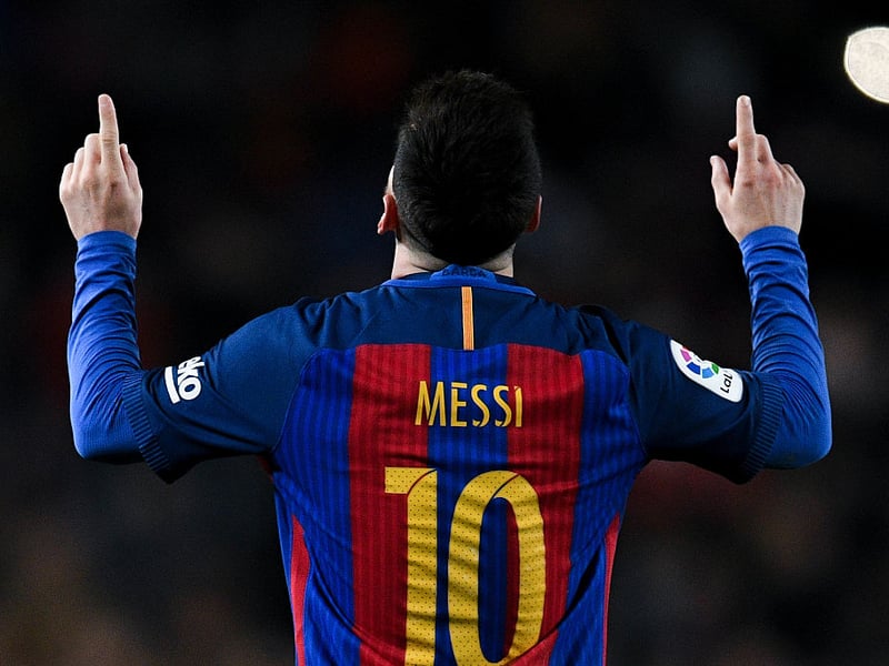 FIFA Football decided it was time to place Lionel Messi as the sole cover star once again though, just a year later.