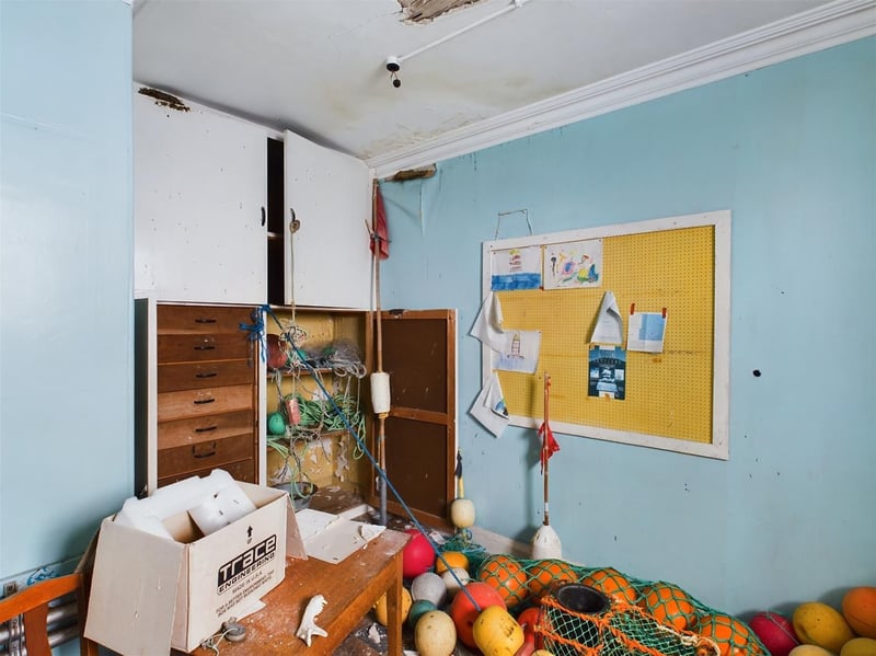 The office features good storage space.