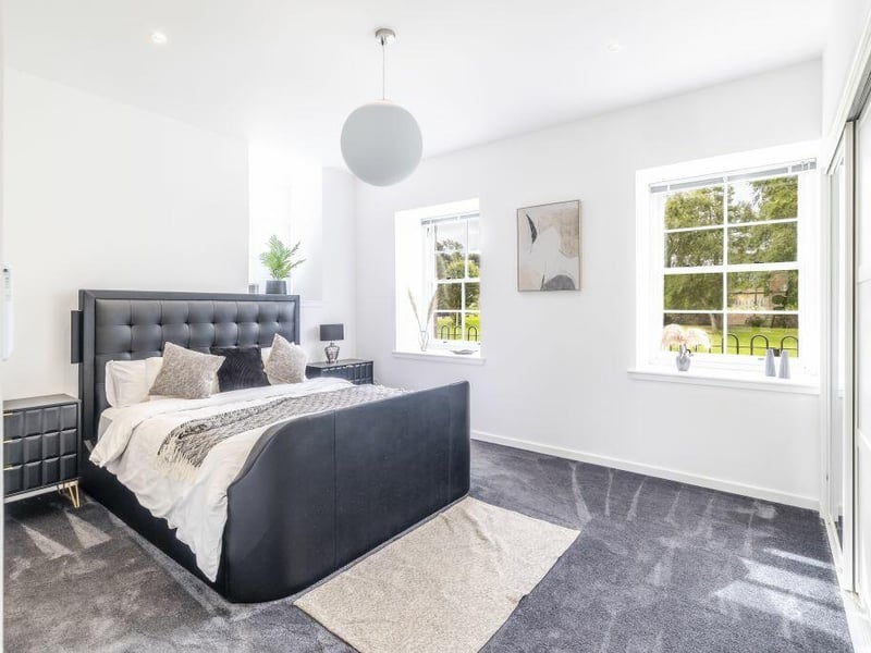 The master bedroom has an en-suite, as does a guest bedroom, and there are a further three bedrooms, and a family bathroom.