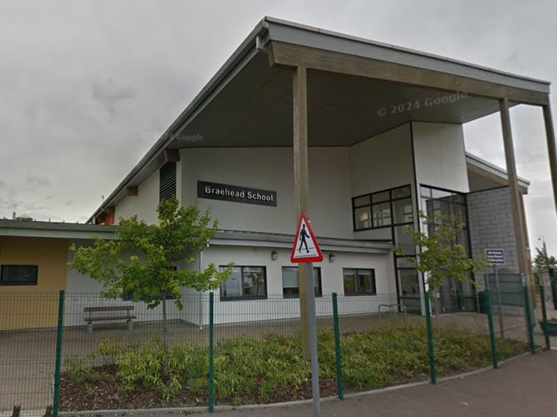 Braehead is a primary and nursery school right in the heart of the Bridge of Don.
In the 2022/23 school year, 85% of its pupils met the target levels.