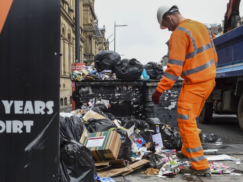 After 12 days of strikes, waste workers got back to cleaning up Edinburgh's streets