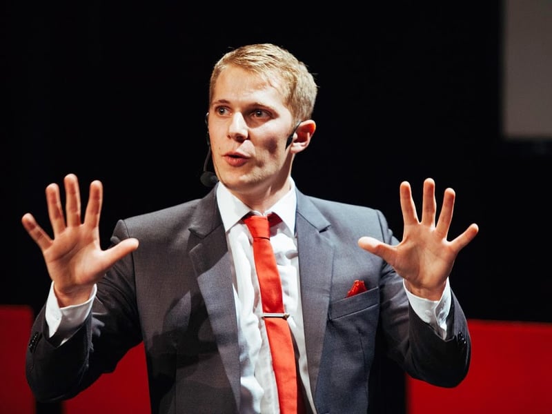 If magic is your thing then Chris Cook is bringing his mix of illusion, storytelling comedy and (lots of) audience participation to PBH's Free Fringe from August 3-25 at the Voodoo Rooms.
