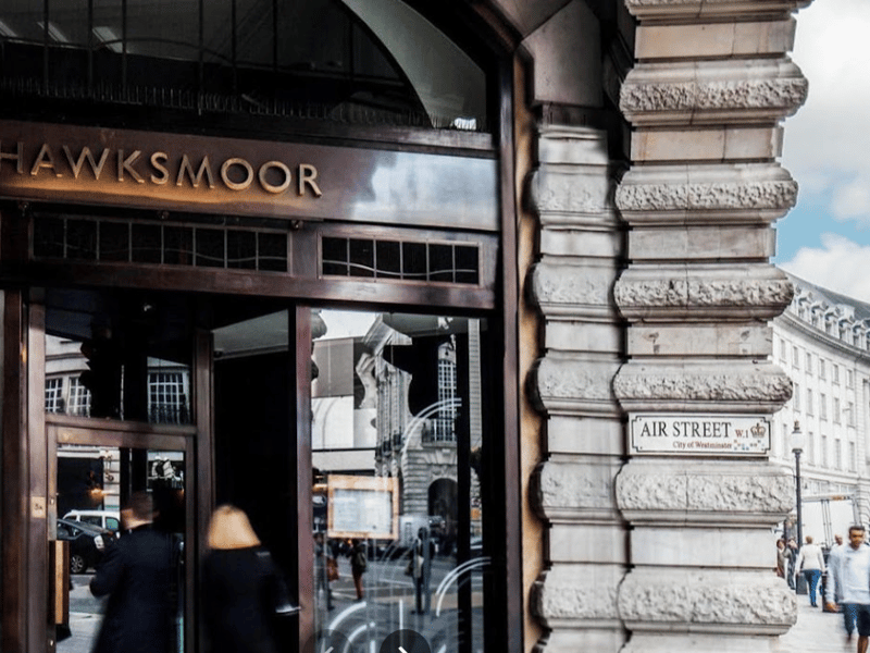 Angus Steakhouse Bond Street has a 4.5* rating from 12766 reviews. OpenTable says: “The Hawksmoor Air Street menu is equally steak and seafood, receiving some of the freshest produce from Brixham Market & high standard UK beef, as well as cocktails made by award-winning bartenders.”