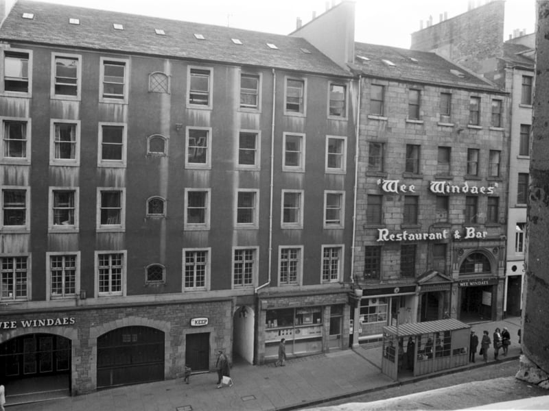 Looking on to the Wee Windaes restaurant and bar in the High Street, Edinburgh, in October 1970. Also in picture The Neep and the old Post Office.