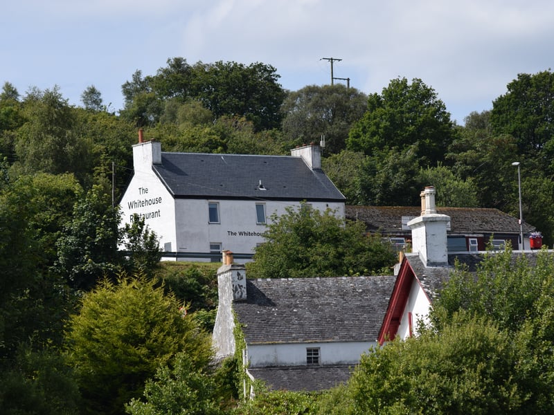 This place offers a casual fine dining experience, with a view of Lochaline Harbour. Their dinner menu includes pan-fried lemon sole, peas, mussel butter sauce and polenta. Loachaline, Oban (01967 421356, www.thewhitehouserestaurant.co.uk)