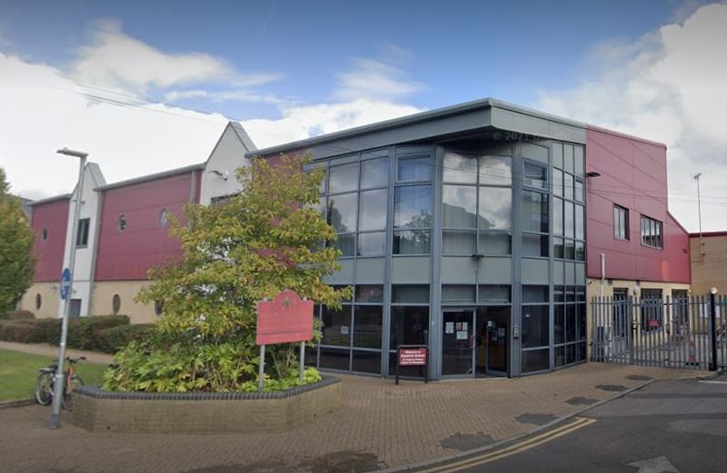 The Kendrick School is a selective girls' grammar school Reading, Berkshire
According to School Guide’s data, 99% of its pupils achieved 5 or more GCSEs. Its A level Point Score was 46.8 - equivalent to an A-. It is rated ‘outstanding’ by Ofsted.