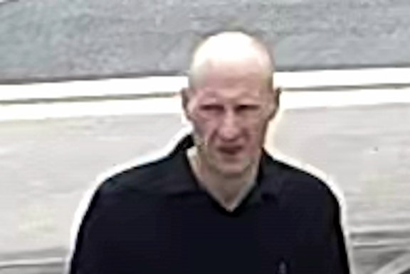 Photo LD8541 refers to a theft
