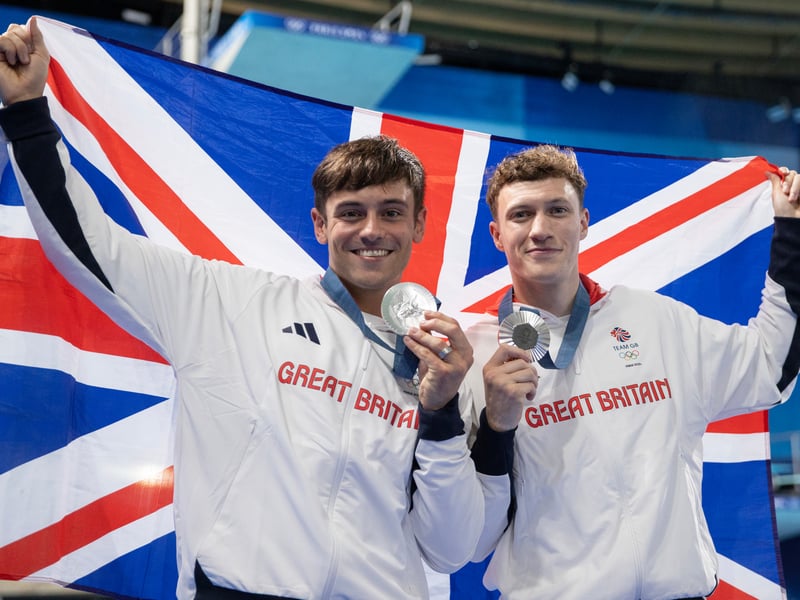 Tom Daley and Noah Williams claimed silver in the men's 10m synchronised dive. It was Daley's fifth Olympic medal, having won a gold and three bronze medals previously, and WIlliam's first Olympic medal of his career.