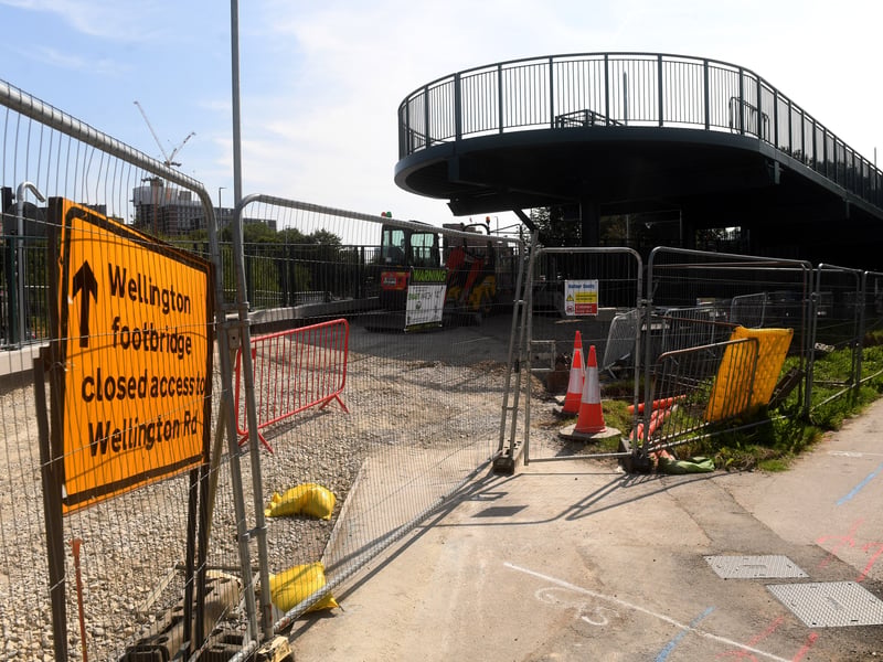 The new bridges will be constructed to the latest specifications, providing a wider bridge deck of four metres and accessible ramps.
