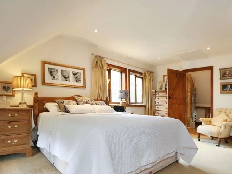 The Zoopla listing says: "The property originally formed part of Clarendon Farm with the building being used as both a stable block and in part, a piggery before it was then converted into what is now a lovely light and airy family home." 