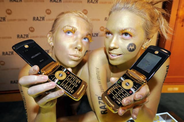 Before smartphones ruled the roost, flip phones like the Motorola Razr were the peak of cool. And they even played snake - winning!