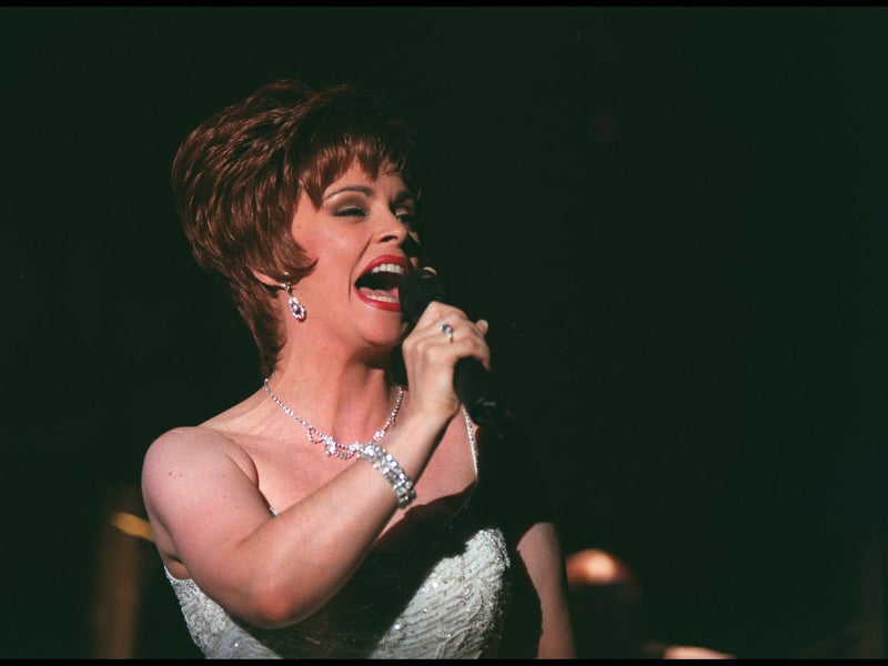 A pop superstar from Bellshill, Sheena Easton had a hugely successful solo career, particularly in the United States, with hits across pop, soft rock, and R&B genres. She was one of the few Scottish artists of the time to achieve massive international fame, cementing her place as a major pop cultural figure of the decade.