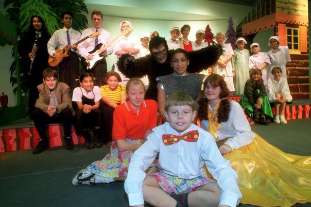 33 retro pictures of Preston's Ribbleton Hall High School in the 1980s ...