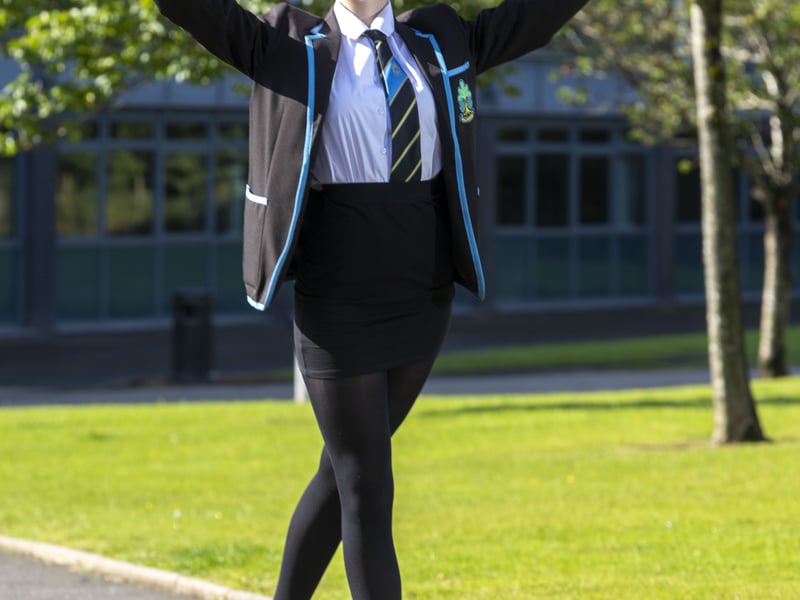 Jessica Spence juggled her commitments to ballroom dancing, where she took part in  World Championships, to deliver outstanding National 5 results. Jessica gained 8 National 5s 7As and 1B