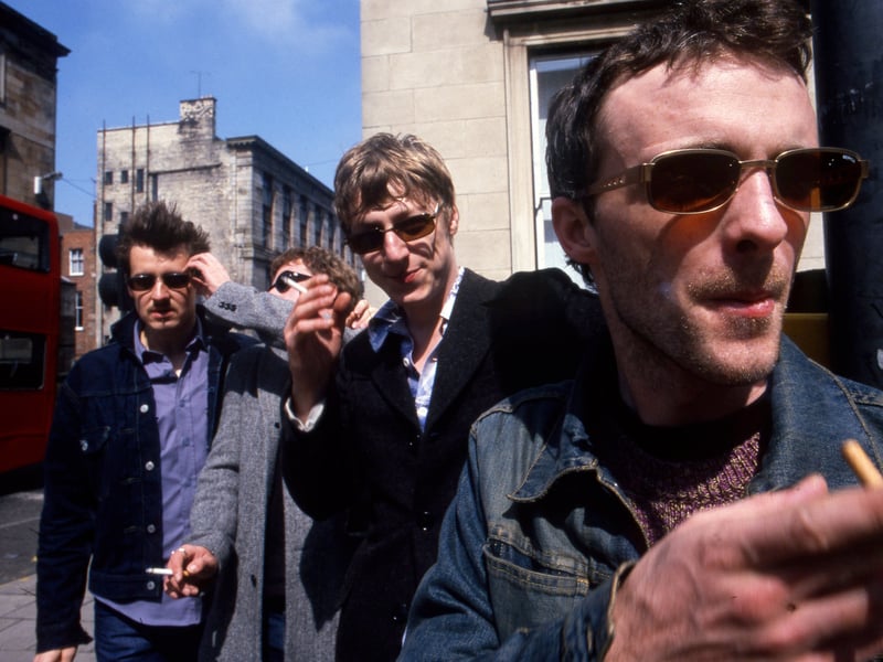 Travis, group portrait in Glasgow in 1997. L-R Neil Primrose, Andy Dunlop, Dougie Payne, Fran Healy.