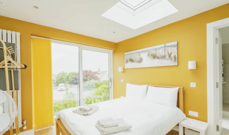 This home comes with direct sea views that are stunning. 