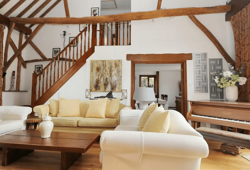 The listing says: "The property originally formed part of Clarendon Farm with the building being used as both a stable block and in part, a piggery before it was then converted into what is now a lovely light and airy family home." 