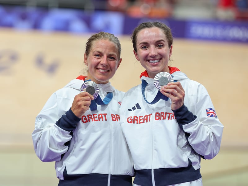 Women's team pursuit saw Team GB take bronze in cycling.